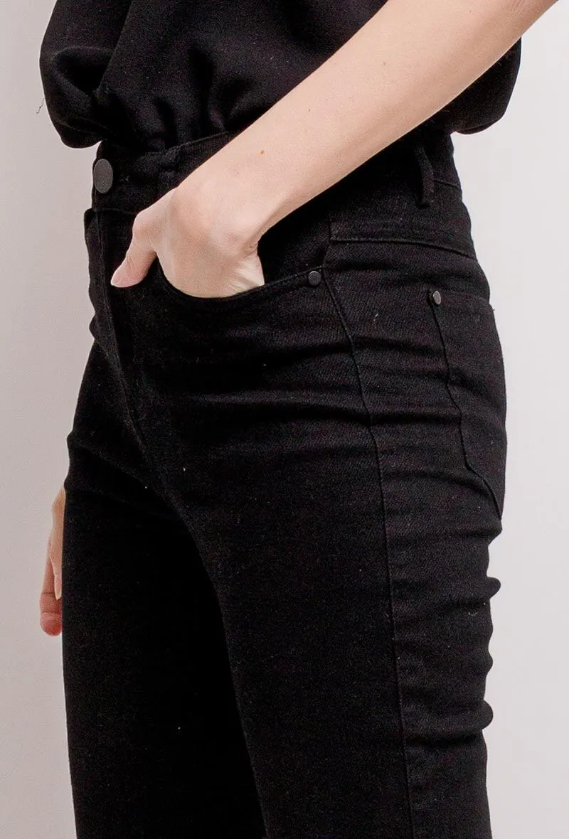 Flared pants with raw edges